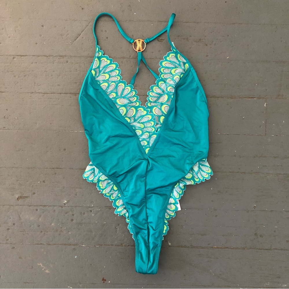 💚savage Xfenty bodysuit💚